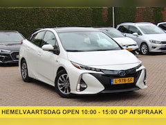 Toyota Prius - 1.8 Plug-in Dynamic / Camera / Navigatie / Matrix LED / Keyless / 15'' / Zonnepaneel / Sto