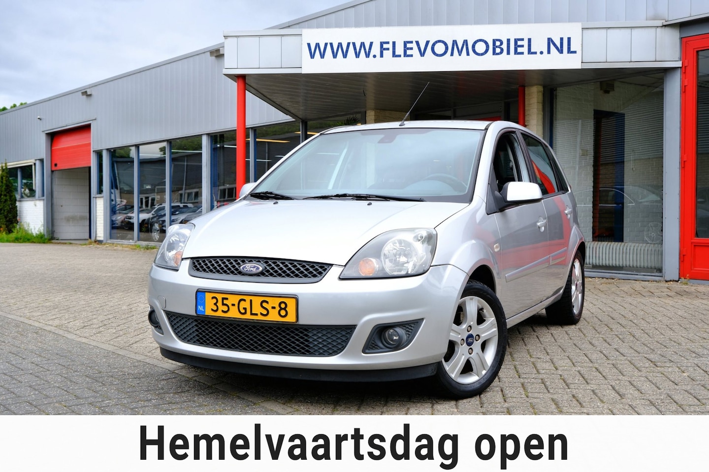 Ford Fiesta - 1.3-8V Futura XL 5-drs Clima|LMV|Trekhaak - AutoWereld.nl