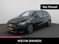 Mercedes-Benz B-klasse - 180 Business Line | Automaat | Stoelverwarming | Achteruitrijcamera | Parkeersensoren | Tr