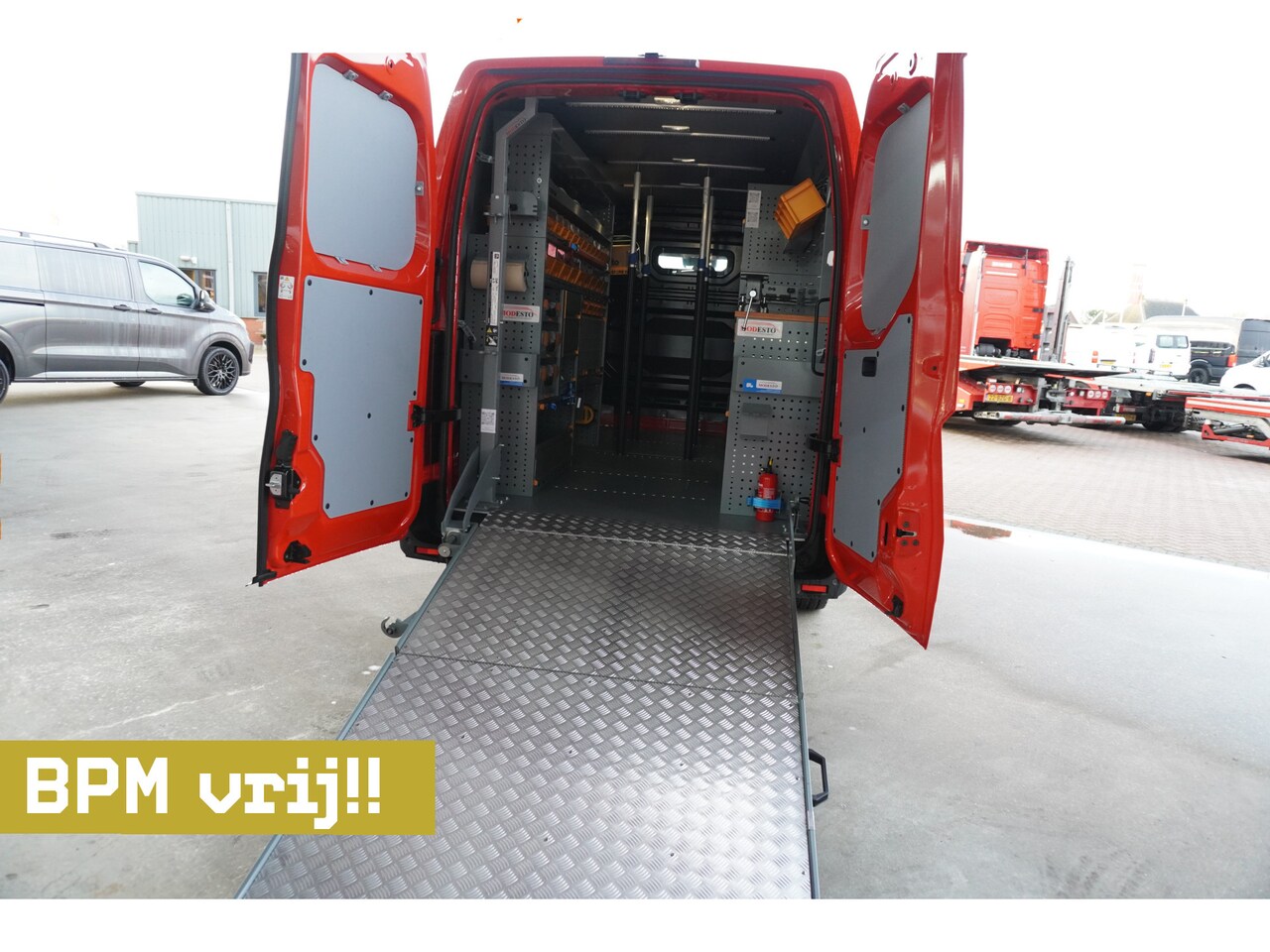 Renault Master - T35 2.0 dCi 170PK L3H2 met COMPLETE WERKPLAATS INRICHTING Nr. V139 | Climate | Cruise | Ca - AutoWereld.nl