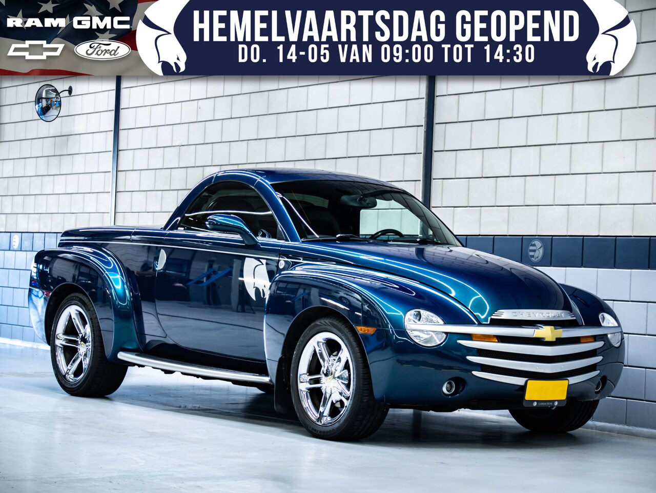 Chevrolet SSR - | Grijs kenteken | 6.0L V8 Corvette engine 400 PK - AutoWereld.nl