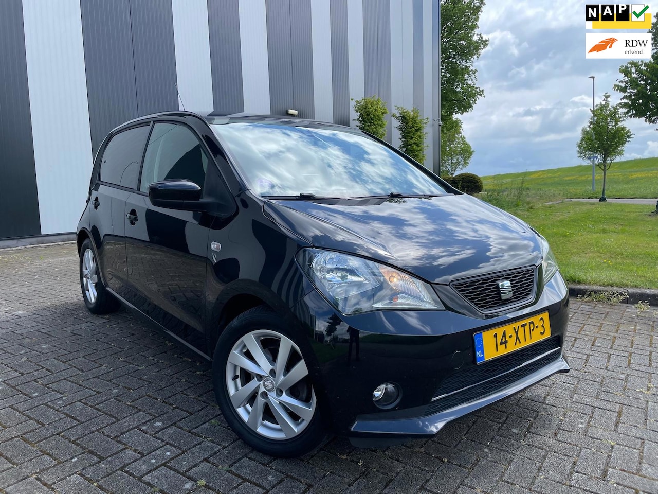 SEAT Mii - 1.0 Style Sport Nw APK-Airco-Cruise-Navi-Lmv - AutoWereld.nl