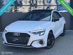 Audi A3 Limousine - 30 TFSI S edition | Pano | Stoelverw | ACC