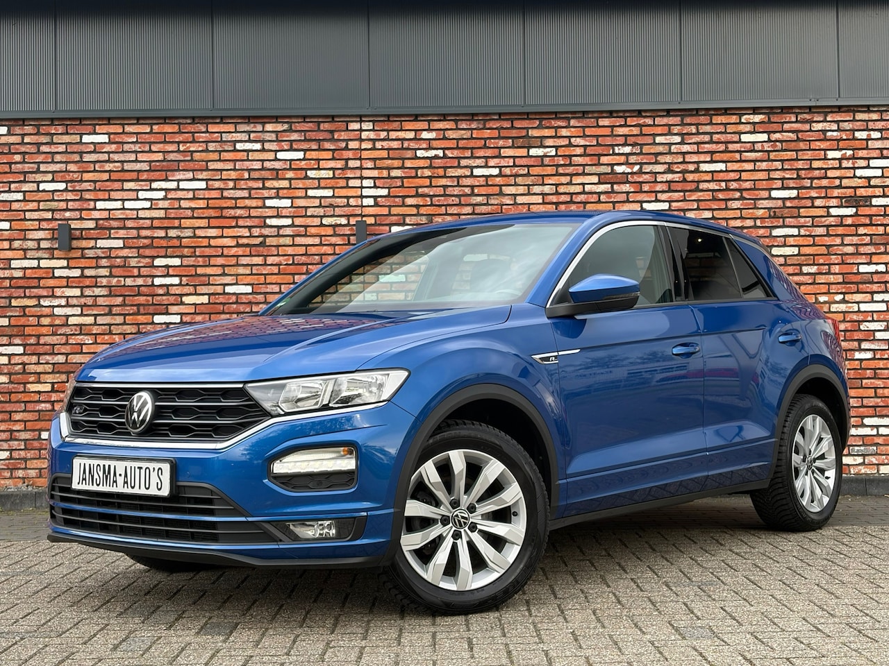 Volkswagen T-Roc - 1.5 TSI Sport Business R-Line Adap.Cruise Carplay Stoelverw Elek.Klep Vol opties! - AutoWereld.nl