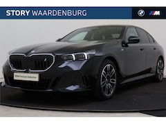 BMW i5 - eDrive40 M Sport / Trekhaak / Adaptieve LED / Parking Assistant Plus / Comfort Access / St