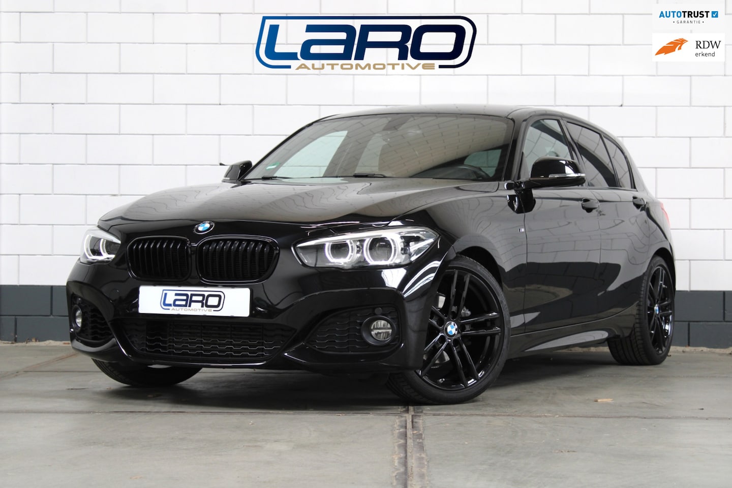 BMW 1-serie - 118i Edition M Sport Shadow | LED Stoelver. Cruise 18" PDC - AutoWereld.nl