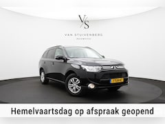 Mitsubishi Outlander - 2.0 Intense AUTOMAAT TREKHAAK PDC CRUISE