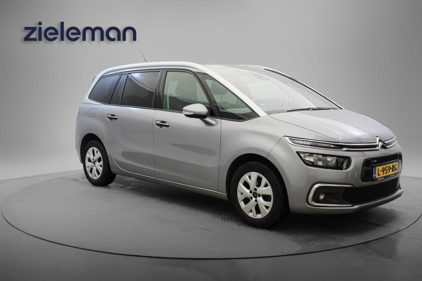 Citroën Grand C4 Picasso - 1.2 PureTech Feel 7 Persoons - Carplay, Cruise, Keyless, Trekhaak - AutoWereld.nl