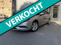 Opel Astra Sports Tourer - 1.4 Business+ LPG (*€32, - duurder in wegenbelasting)