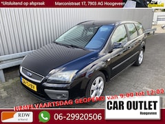 Ford Focus Wagon - 1.6-16V Futura A/C, CC, Voorruitvw, LM, Trekh, nw. APK – Inruil Mogelijk –