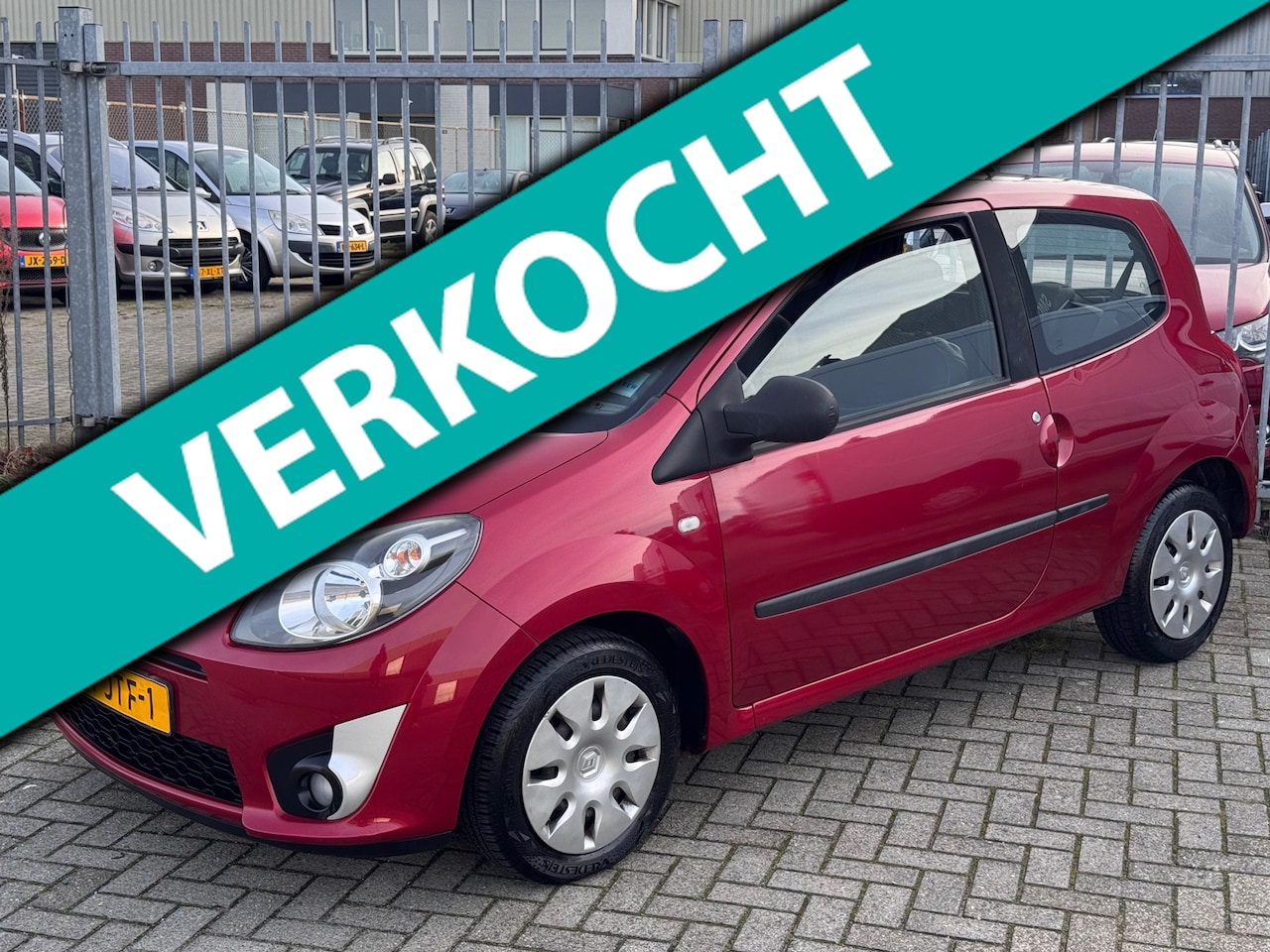 Renault Twingo - 1.2 Dynamique Sport! NL AUTO NAP! Airco l 2e eigenaar! DEALER OH l TOPSTAAT l LUXE UITVOER - AutoWereld.nl