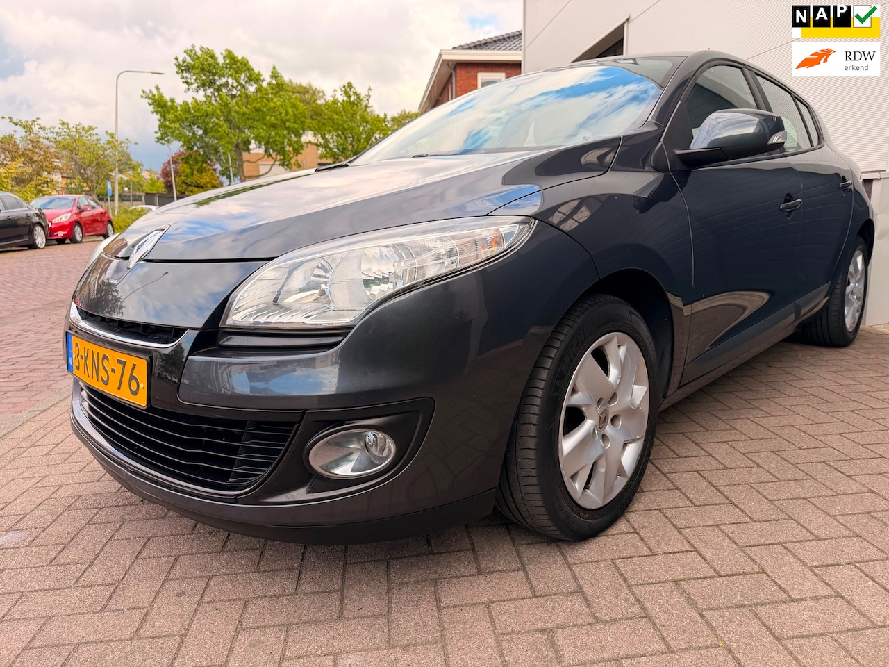 Renault Mégane - 1.2 TCe/Navi/1eigenaar/Climate-c/Cruise-c/Trekhaak/Goed-onderhouden - AutoWereld.nl