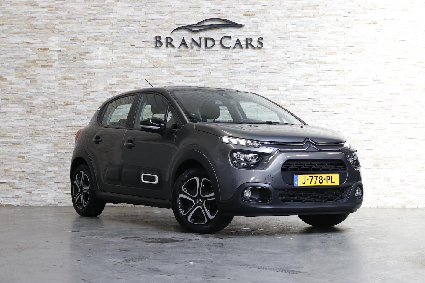 Citroën C3 - 1.2 PureTech Feel | Carplay | PDC | Navi | NAP | Dealer Oh. - AutoWereld.nl