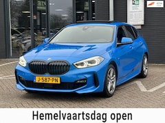 BMW 1-serie - 118i Executive Edition/PANO-DAK/NAVI/CARPLAY/LED/NL AUTO NAP