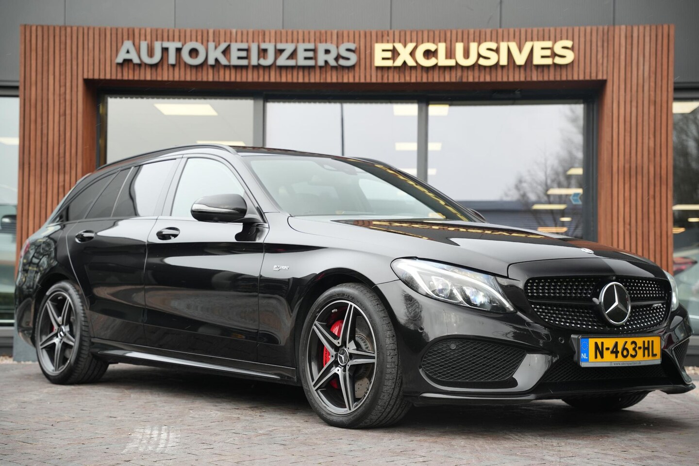 Mercedes-Benz C-klasse Estate - AMG 43 4MATIC Panoramadak Adaptive Cruise Sportuitlaat 360Cam Trekhaak - AutoWereld.nl