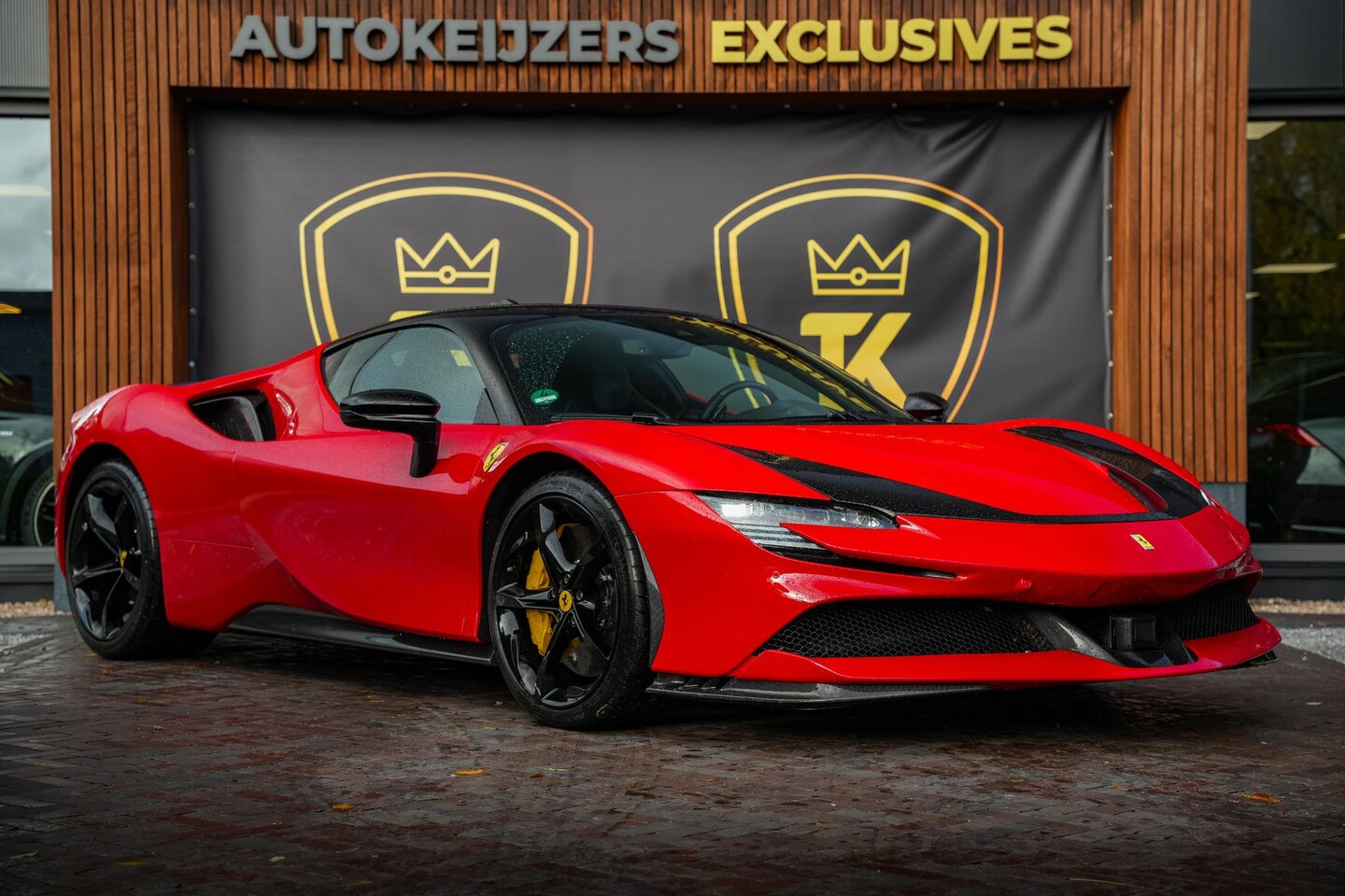 Ferrari SF90 Stradale - 4.0 V8 Assetto Fiorano Fiorano Pack Carbon Fibre Daytona Racing Seats - AutoWereld.nl