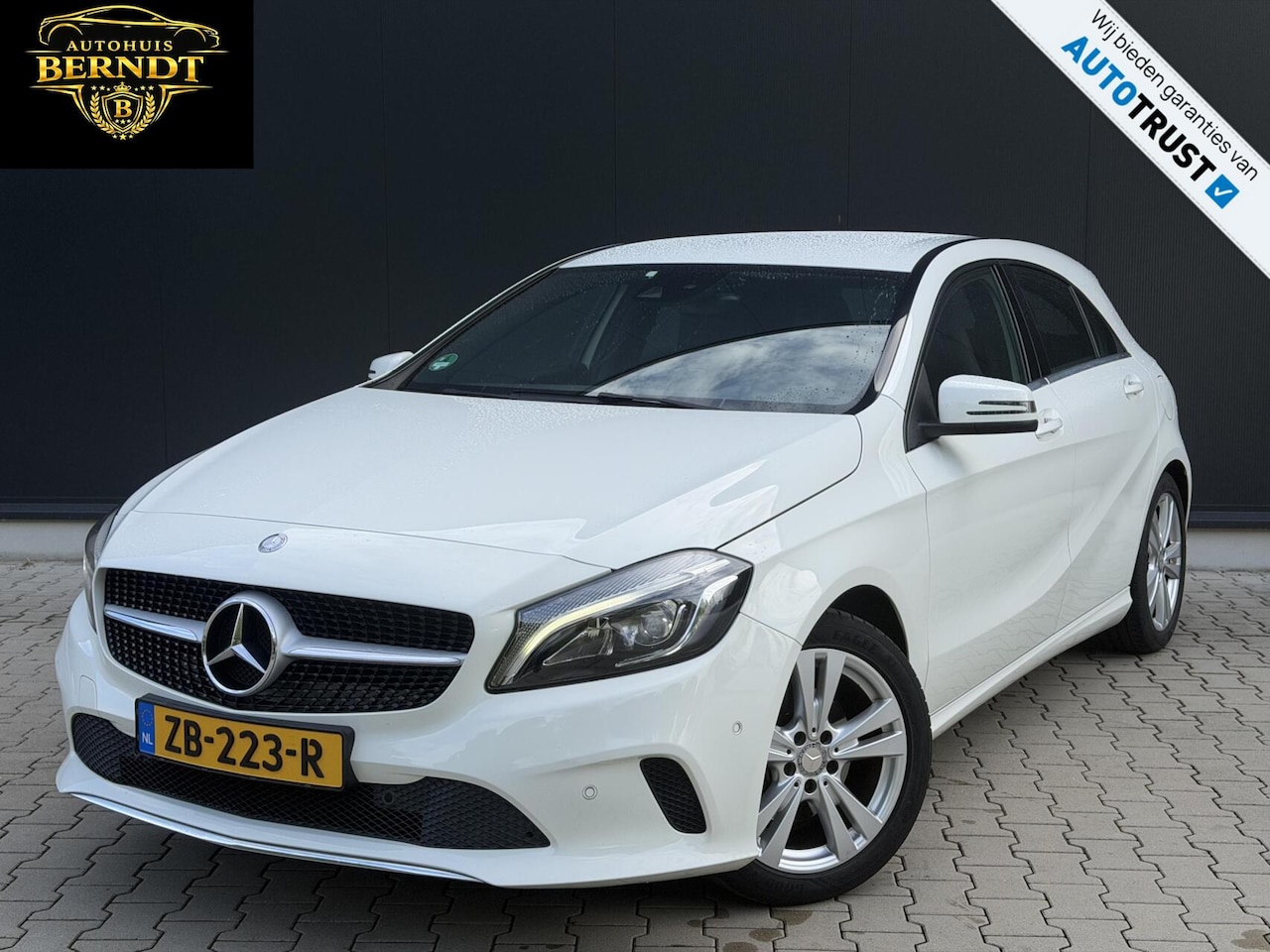 Mercedes-Benz A-klasse - 180 Prestige Trekhaak Stoelvwarming Cruise - AutoWereld.nl