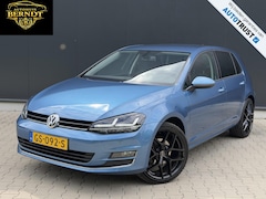 Volkswagen Golf - 1.4 TSI Highline Camera PDC Full LED Dynamic