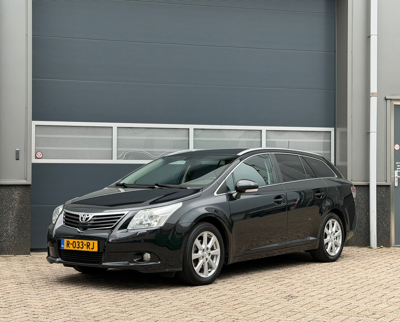 Toyota Avensis Wagon - 1.8 VVTi Executive Business bj.2010 Leder|Navi|Trekh|Clima. - AutoWereld.nl