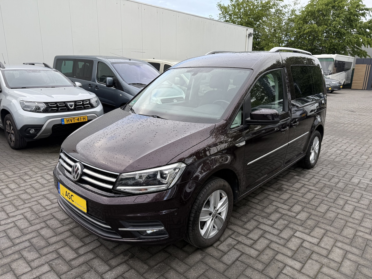 Volkswagen Caddy - 1.4 TSI 125pk HIGHLINE Rolstoelauto - XXL Bodemverlaging - Alle opties - 1e Eigenaar - Rol - AutoWereld.nl