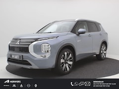 Mitsubishi Outlander - 2.4 PHEV Instyle+ /€ 6.000, - Voordeel Op Nieuwprijs / Prijs is Rijklaar inclusief trekhaa