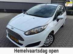 Ford Fiesta - 1.0 Style*AIRC* APK*NAP*NAVI*ELKT-RAAM*C-D AFSTAND