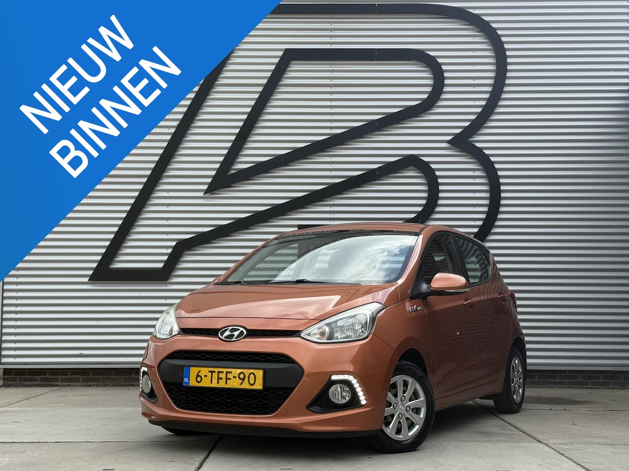 Hyundai i10 - 1.0i i-Motion Comfort Plus 2e Eigenaar|Clima|Elektr. Ramen|N.A.P|APK tot 09-2026 - AutoWereld.nl