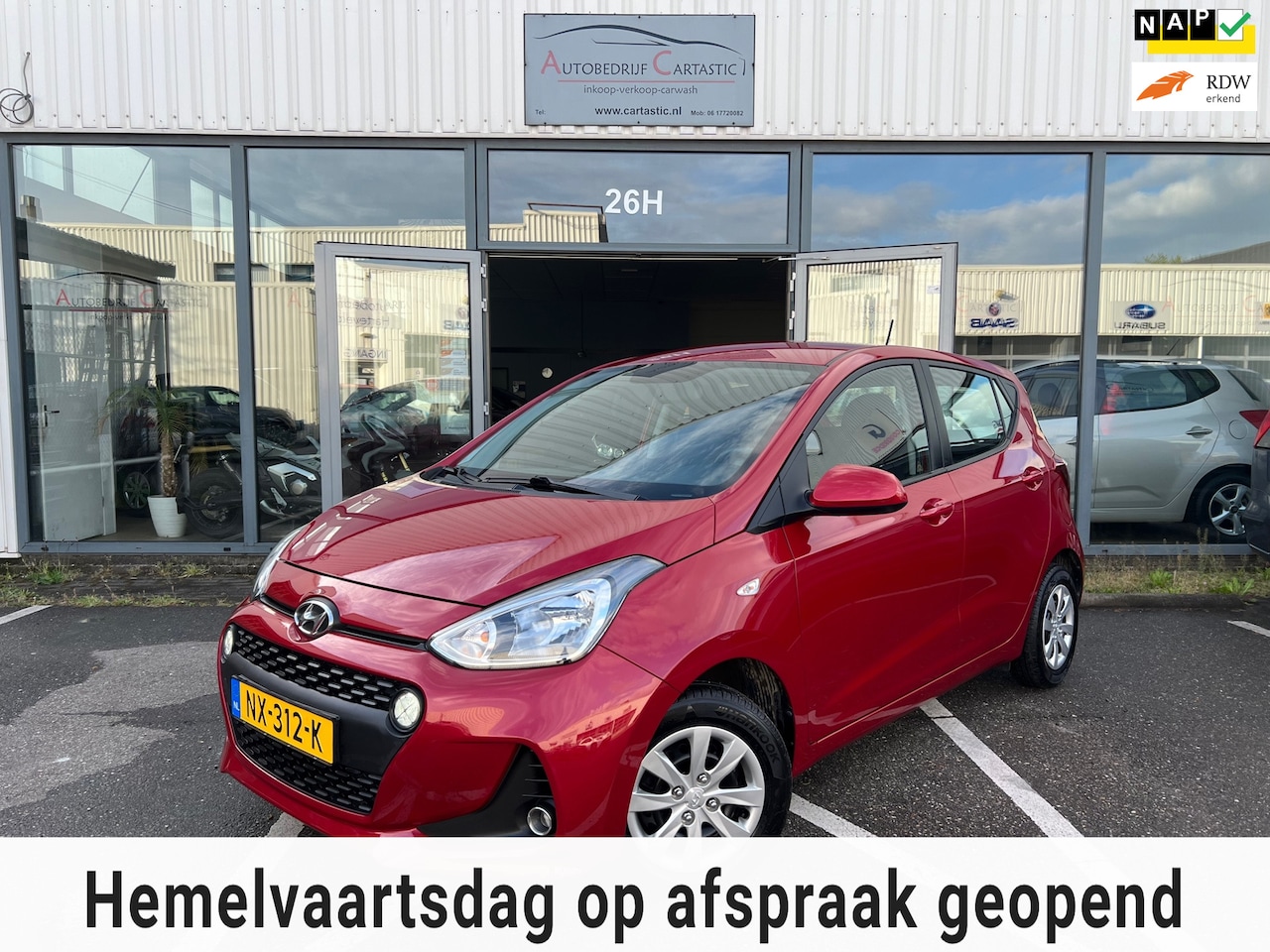Hyundai i10 - 1.0i Go! 2017 NAVI | CARPLAY | CLIMA | CRUISE CONTROL | SERVICE PASPOORT / DEALER | NAP | - AutoWereld.nl