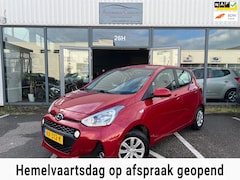 Hyundai i10 - 1.0i Go 2017 NAVI | CARPLAY | CLIMA | CRUISE CONTROL | SERVICE PASPOORT / DEALER | NAP | A