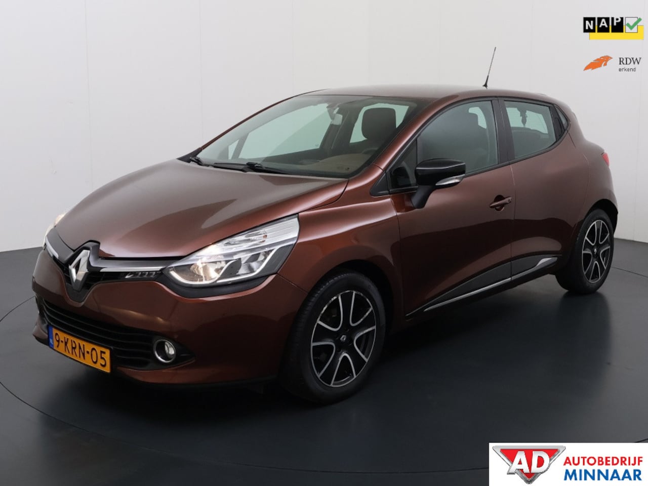 Renault Clio - 0.9 TCe Dynamique | PDC | Bluetooth | Multimedia | Airco | cruis - AutoWereld.nl