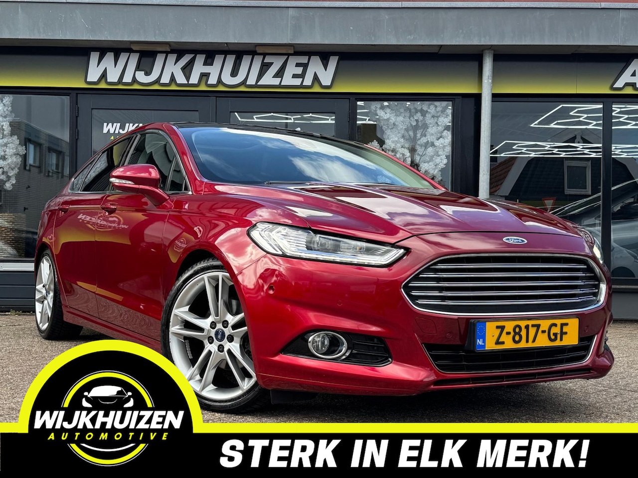 Ford Mondeo - 2.0 Titanium Automaat met Panorama dak !!! Leder / Alcantara !!! Vol opties !!! - AutoWereld.nl