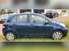 Toyota Yaris - 1.3 VVTi Comfort, AIRCO, 6 BAK