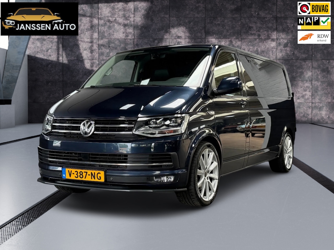 Volkswagen Transporter - 2.0 TDI L2H1 DC | Luxe uitvoering | 20 inch | 204PK | DSG | ACC | Standkachel | Leder | Mo - AutoWereld.nl