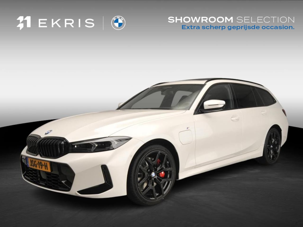 BMW 3-serie Touring - 330e | M-Sportpakket | LED | Leder | HUD | Active cruise | Panoramadak | Trekhaak | Keyles - AutoWereld.nl