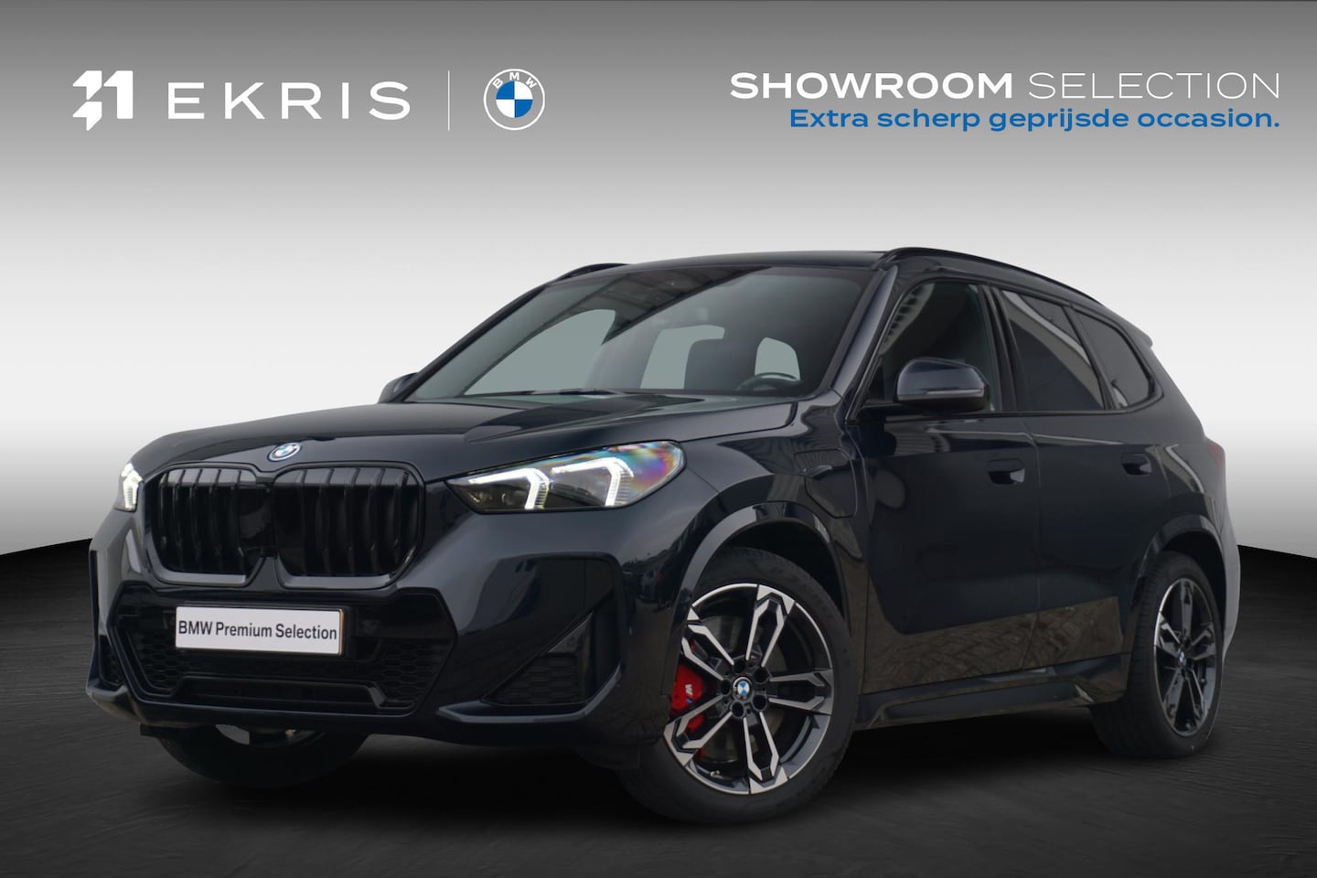 BMW X1 - xDrive25e M Sportpakket Pro 19'' | Panoramadak | Trekhaak | Harman Kardon | Elektrisch ver - AutoWereld.nl