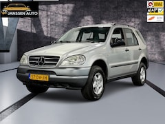 Mercedes-Benz M-klasse - 320 | Origineel NL Auto | NAP | 2e Eigenaar | Leder | Schuifdak | Unieke km Stand | Mooie