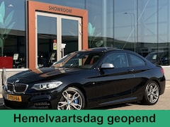 BMW 2-serie Coupé - M235i High Executive | Schuifdak | Harman / Kardon | Cruise | Memory | Leder | DAB | Navi