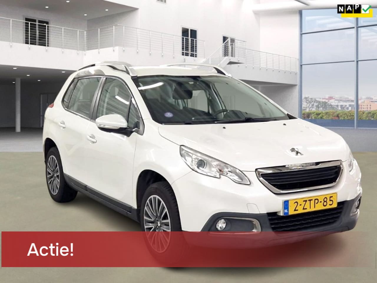 Peugeot 2008 - 1.2 5D NAP AIRCO NIEUWE APK TREKHAAK 1E EIGENAAR NAVI SCHERM BJ2015 - AutoWereld.nl