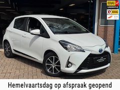 Toyota Yaris - 1.5 Hybrid Design Sport 2018 AUT NAVI AIRCO NAP