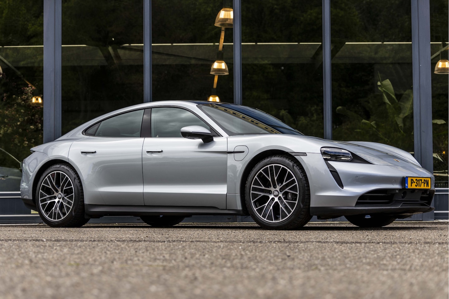 Porsche Taycan - Performance 84 kWh Performance 84 kWh - AutoWereld.nl