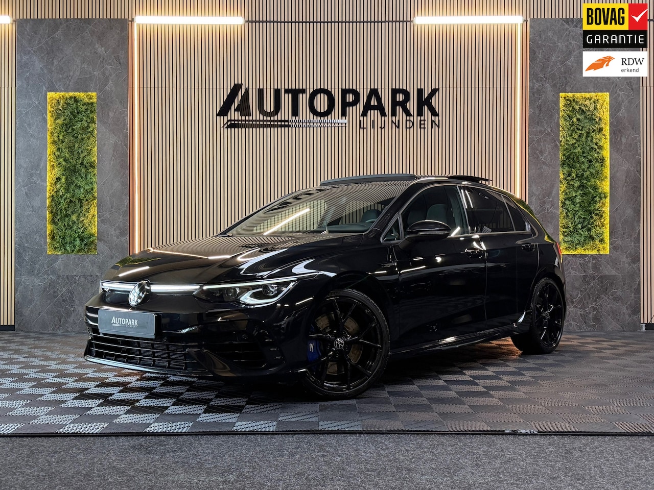 Volkswagen Golf - 2.0 TSI R 4Motion PANO|H&K|HuD|IQ LIGHTS|VIRTUAL|KEYLESS|CARPLAY|SFEERVERLICHTING|NIGHTPAK - AutoWereld.nl