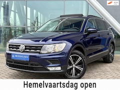 Volkswagen Tiguan - 1.4 TSI ACT Connected Series 150pk Panoramadak / Adaptieve Cruise / Navigatie