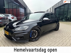 Volkswagen Golf - 2.0 TSI 4Motion R Pano Leer Digital Dash Navi