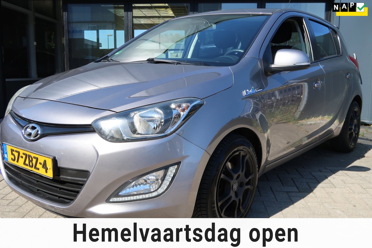 Hyundai i20 - 1.2i i-Motion *Rijklaarprijs *Onderhouden *Stuurbediening - AutoWereld.nl