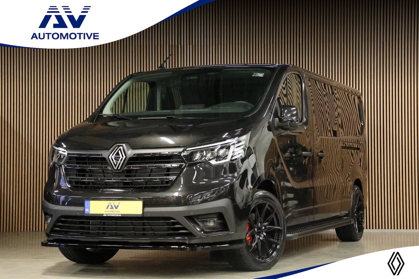 Renault Trafic - 2.0 170 PK L2H1 DC | Dubbel Cabine | Navigatie | Blind Spot | Camera | CarPlay | Trekhaak - AutoWereld.nl