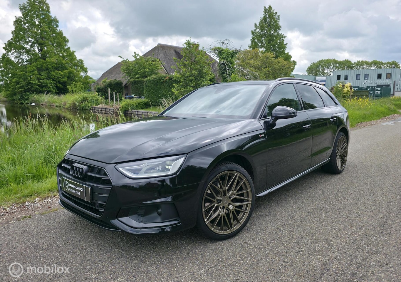 Audi A4 Avant - 35 TFSI S-line / El. Trekh. / Navi / Leder - AutoWereld.nl