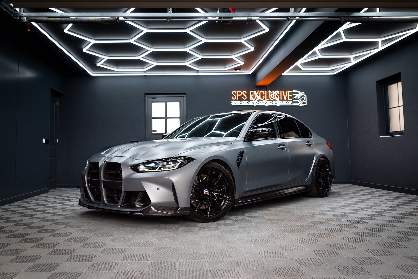 BMW M3 - 3-serie xDrive Competition Individual Frozen / PPF / Carbon / HuD / Laser / H&K / KW / FL - AutoWereld.nl