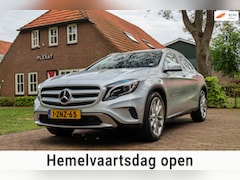 Mercedes-Benz GLA-Klasse - 200 Ambition Aut. | Panoramadak | Xenon | Orig. NL | Historie | 19 Inch Lichtmetaal | Navi
