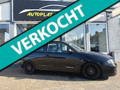 SEAT Ibiza - 1.4-16V Stella/ LEER/ 17 INCH/ USB/ DISTR VV/ MEENEEMPRIJS