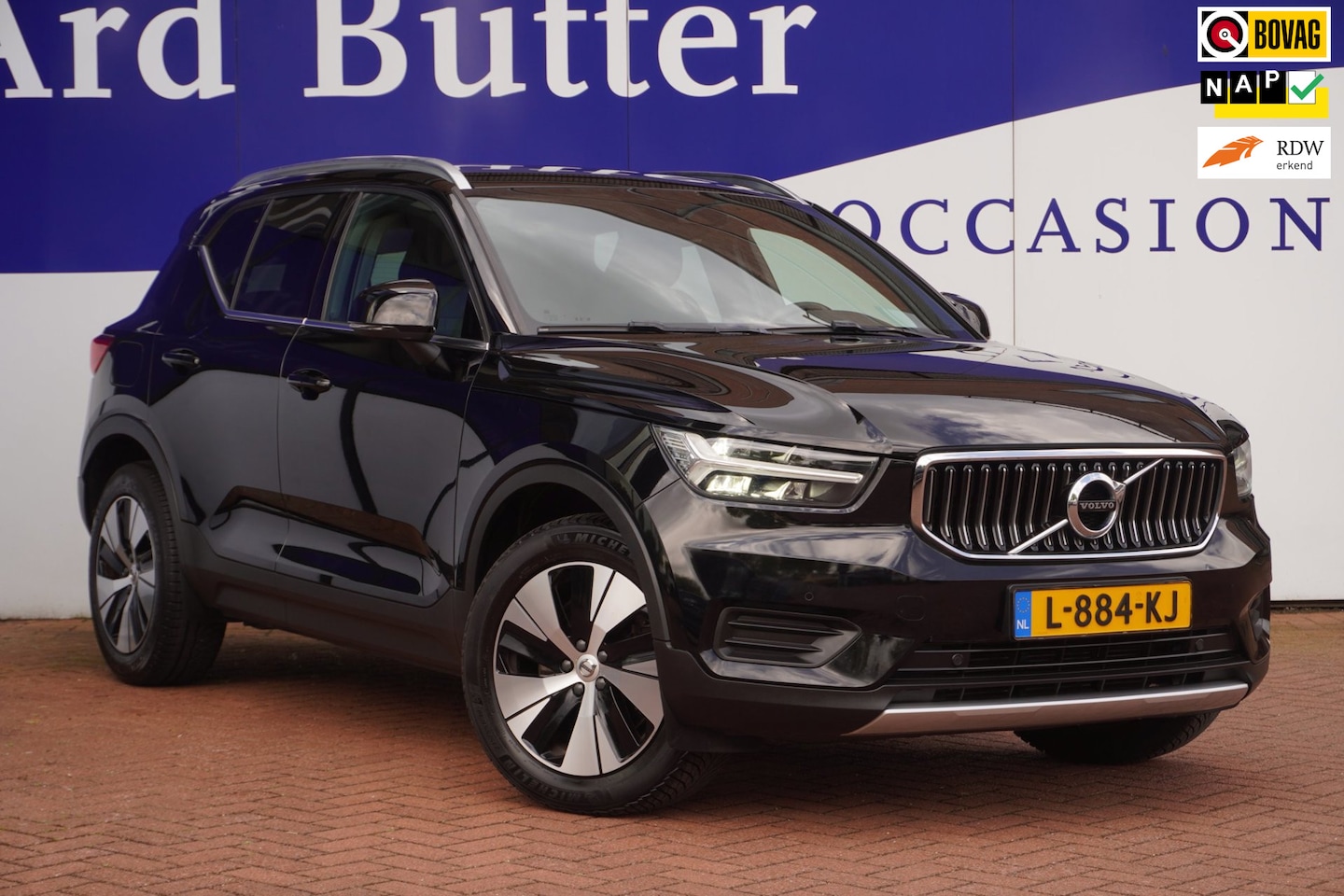 Volvo XC40 - 1.5 T4 Recharge Inscription / LED / Navi /1EIG /Virtual /stuur&stoel-verw/ Camera / 19"LMV - AutoWereld.nl